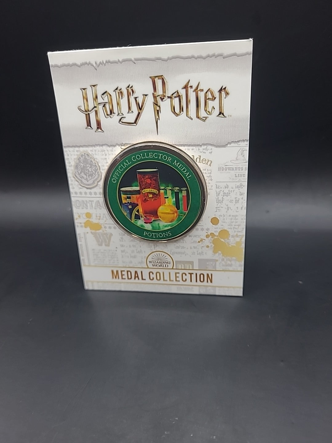 Harry Potter Medal Coin Collection - Artefacts And Spells - Potions