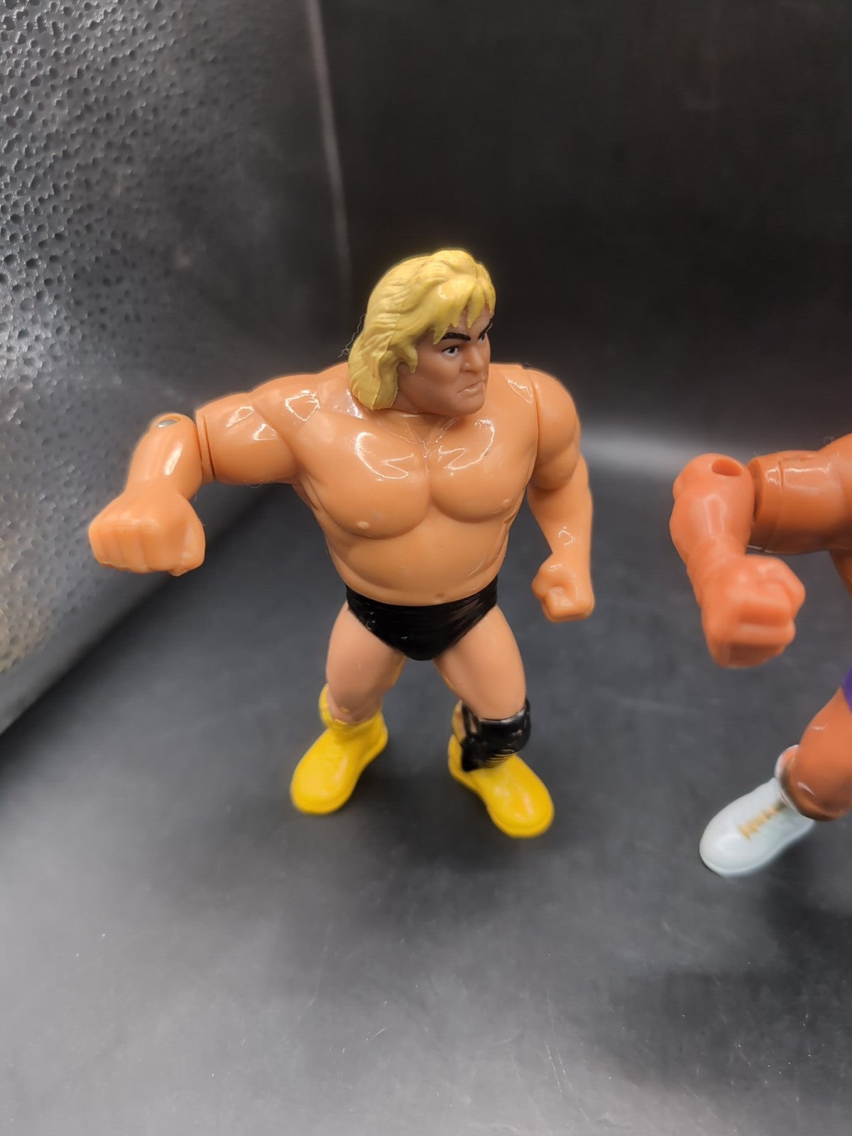 3 X WWF Hasbro Wrestling Figures Greg Valentine, Macho King & Skinner
