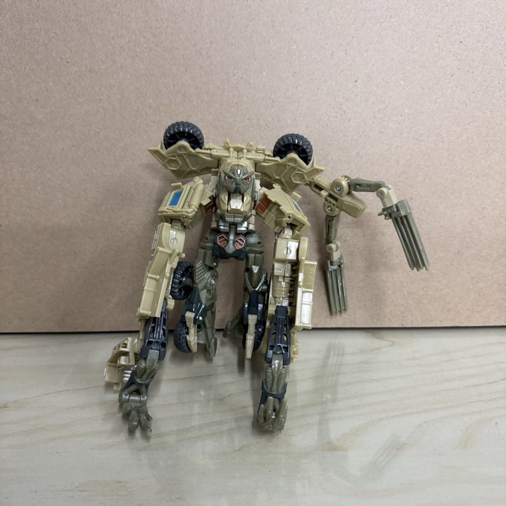Transformers 2007 Movie Deluxe Class Bonecrusher Decepticons Figure Toy Hasbro