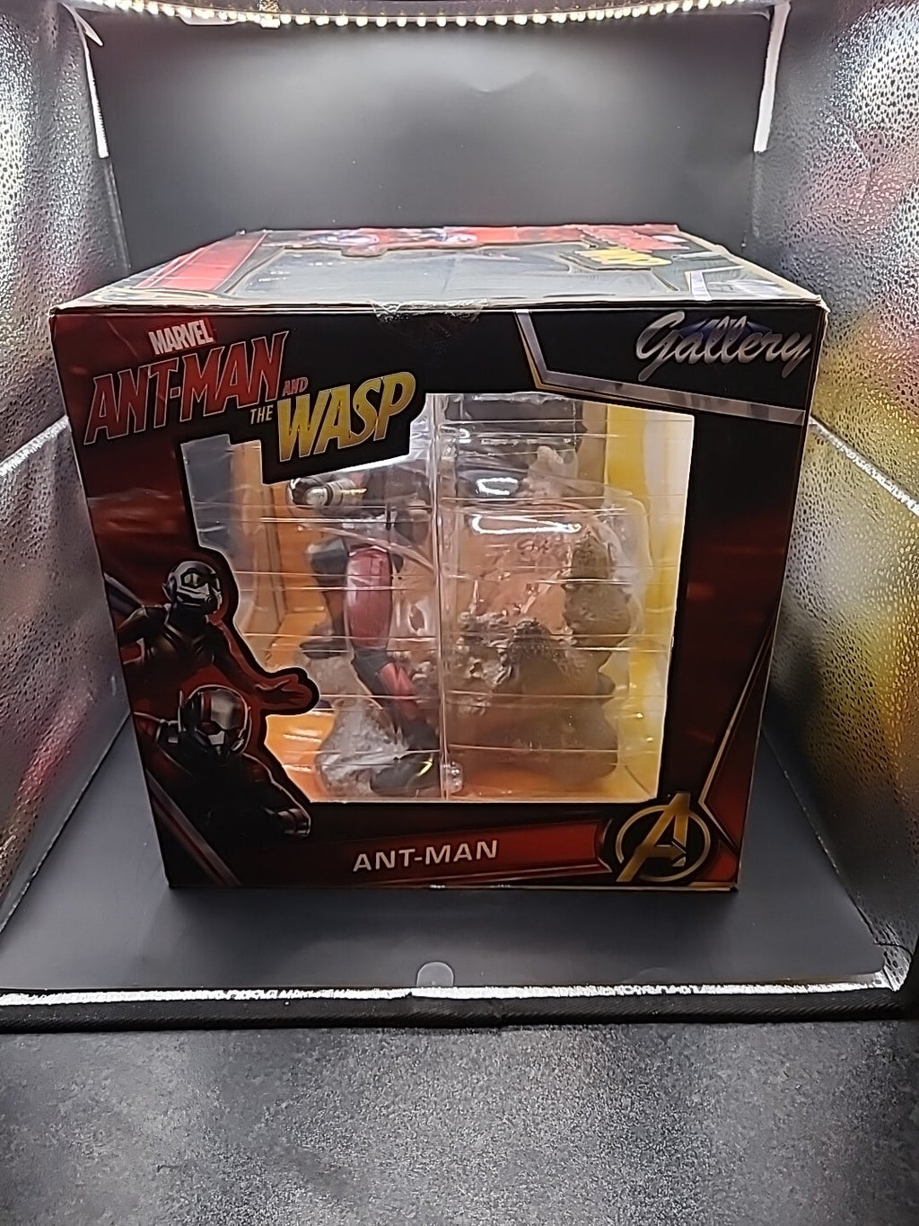 Marvel Ant-Man And The Wasp PVC Diorama Diamond Select