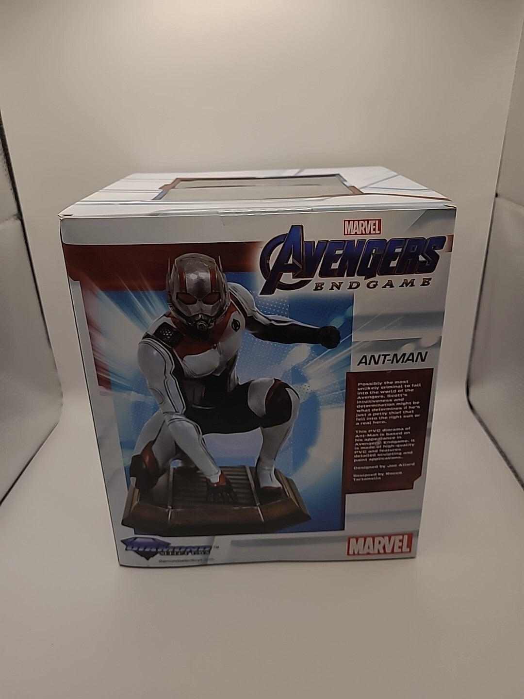 Marvel Gallery Avengers 4 Endgame Diamond Select Ant-Man 9" Action Figure