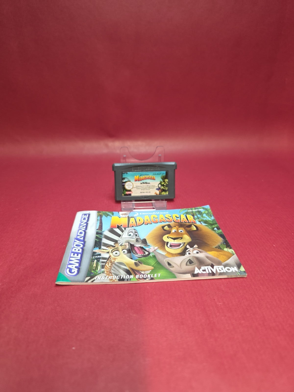 Madagascar Nintendo Game Boy Advance Video Game Cartridge And Manual