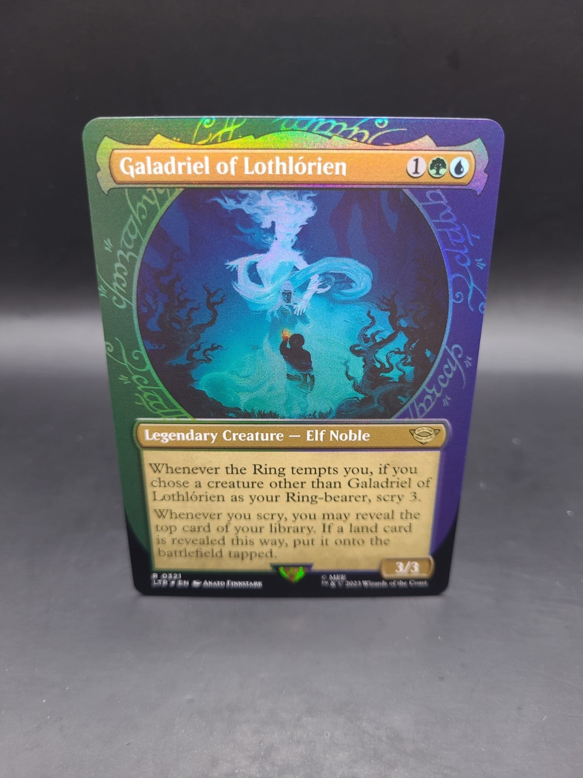 [MTG] Galadriel of Lothlórien (Foil) (Showcase) (0321) (LTR) NM