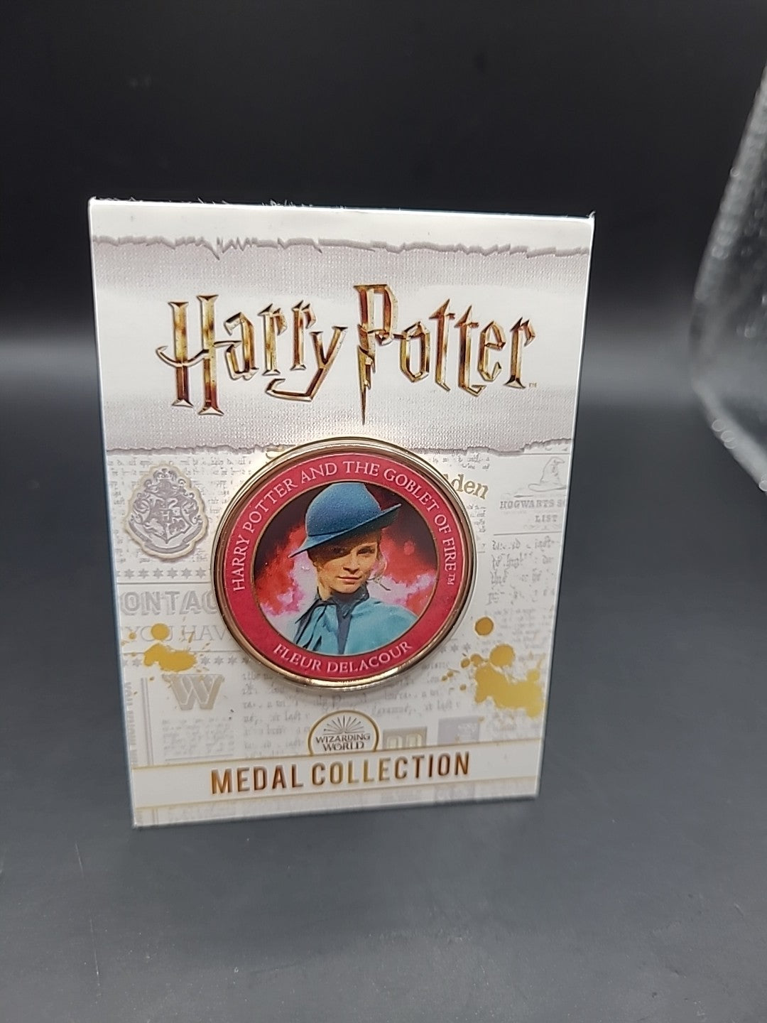 RARE HARRY POTTER MEDAL COIN IN CARD THE GOBLET OF FIRE FLEUR DELECOUR