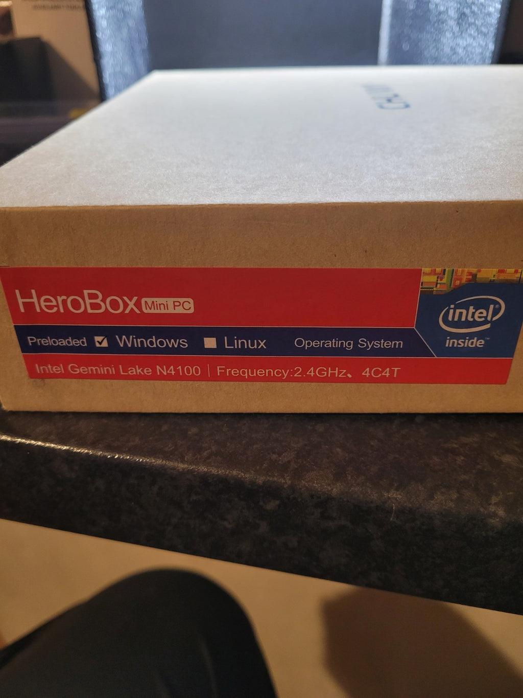CHUWI Intel HeroBox / Intel Gemini Lake N4100 / 8GB RAM / 256GB SSD