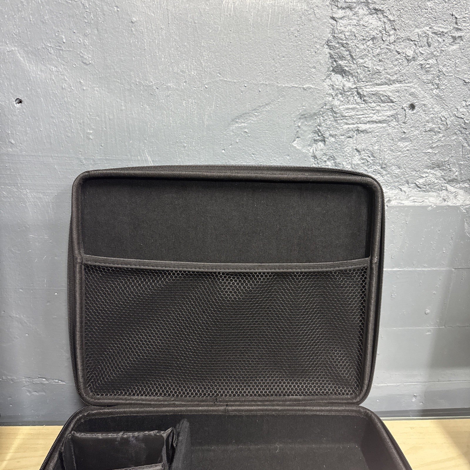 Pokemon Gengar card carry case