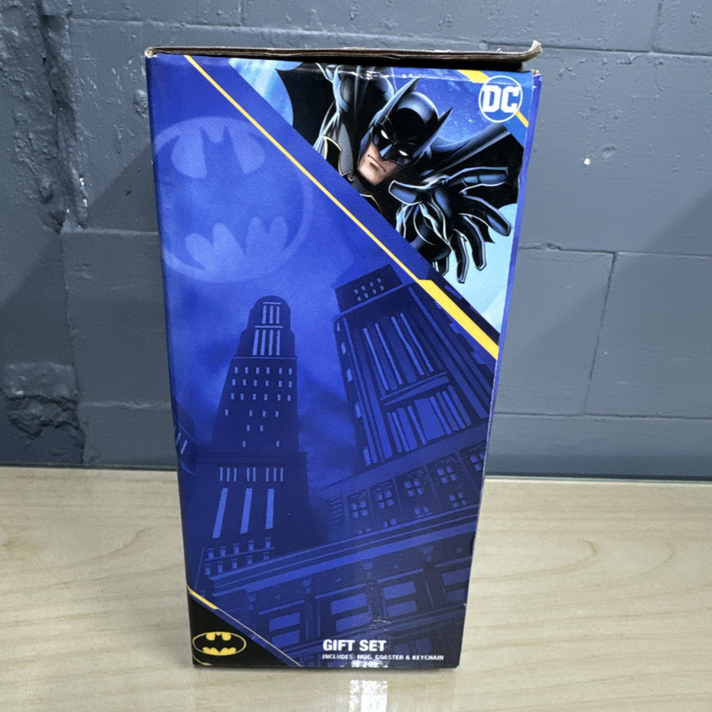 Pyramid International Batman Gift Set with Mug, Coaster and Keyring in Presentat