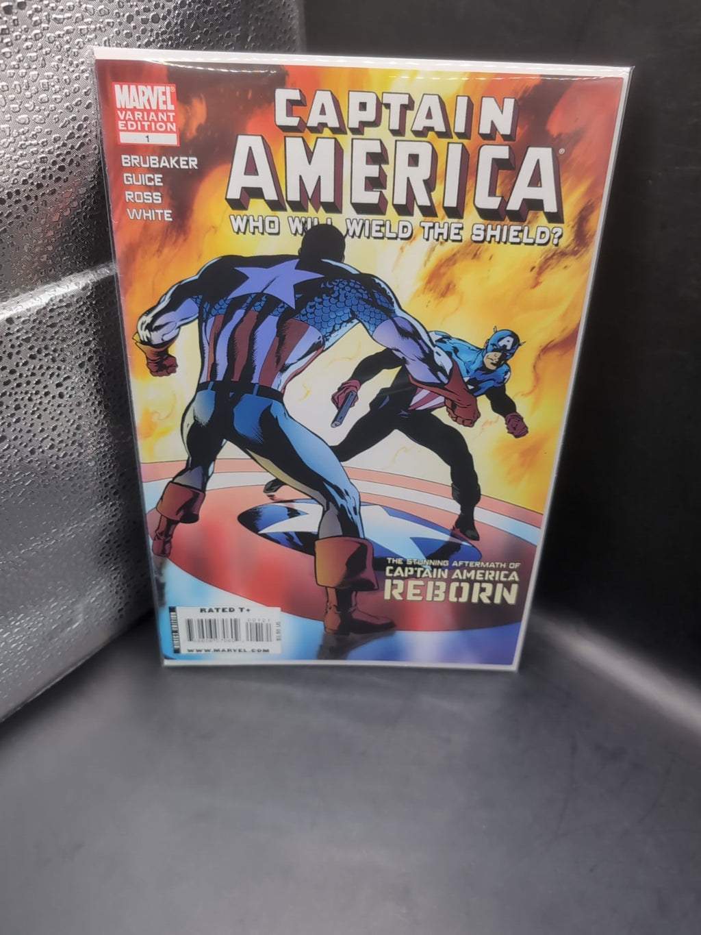 Captain America Reborn: Who Will Wield The Shield #1 (Marvel Feb 2010) Variant