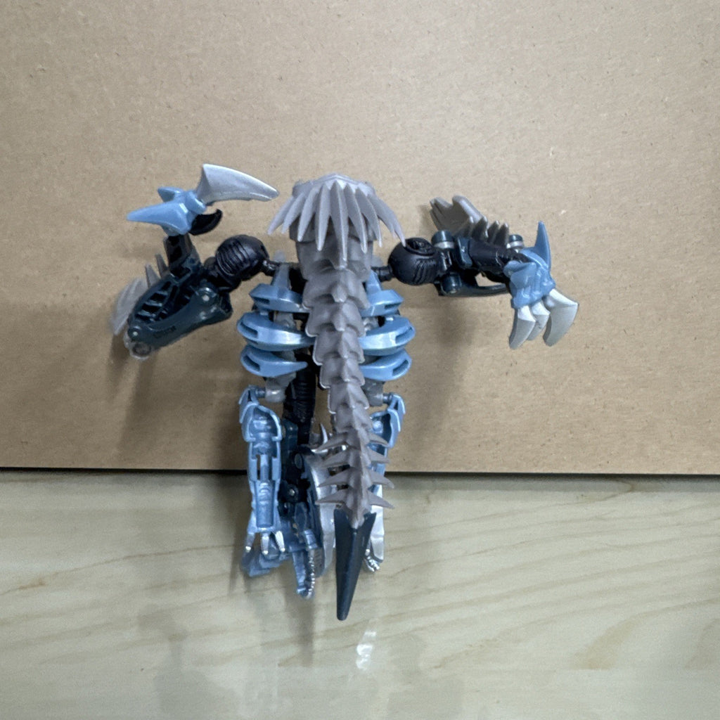 Transformers The Last Knight Deluxe Class Dinobot Slash Complete