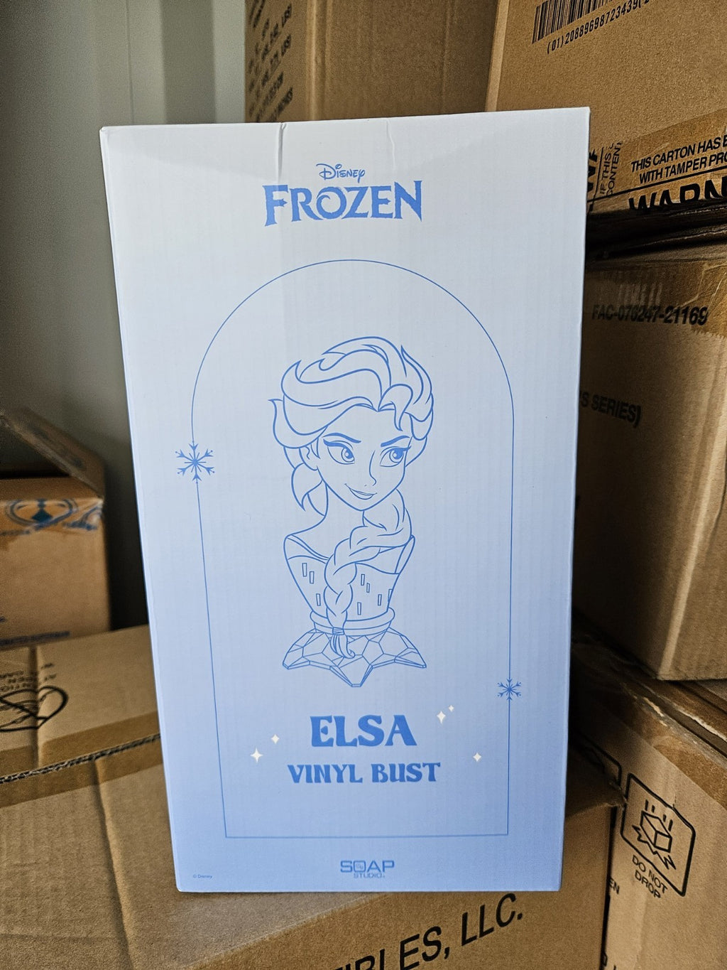 Disney Frozen Elsa Vinyl Bust Love At First Sight By Soap Studio