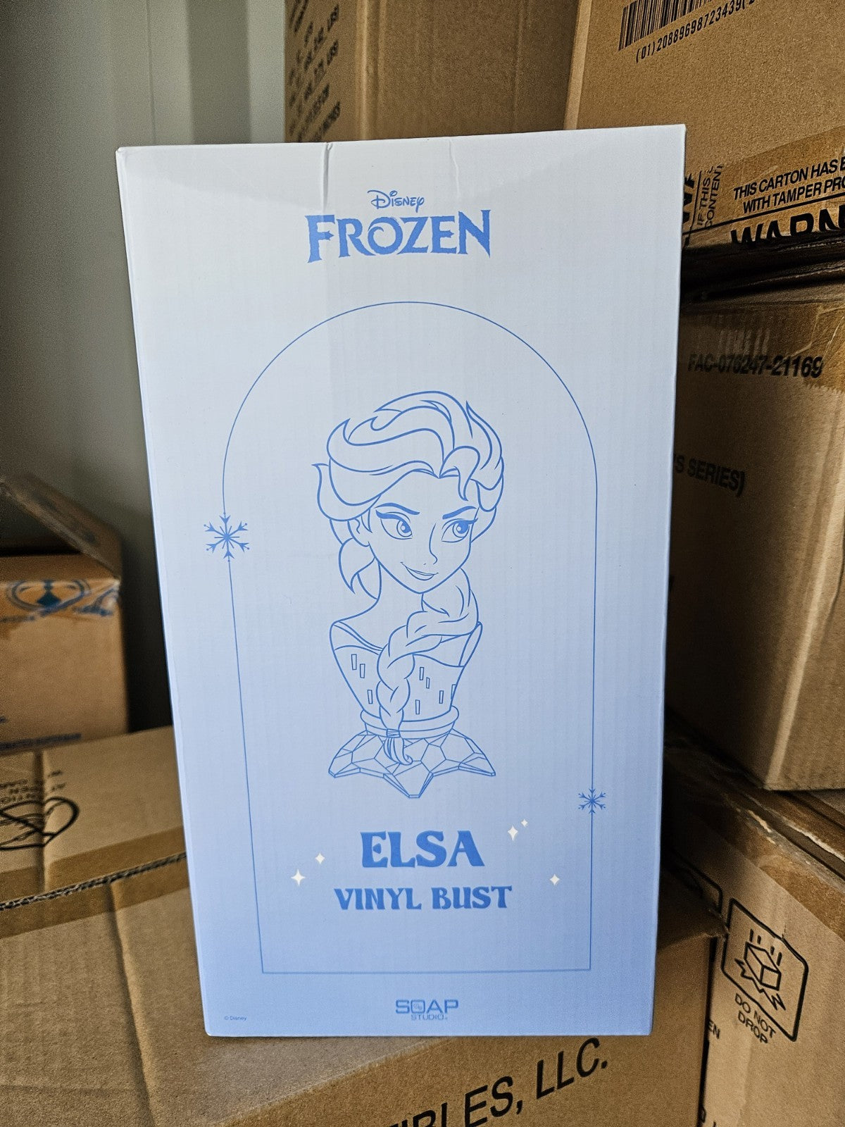 Disney Frozen Elsa Vinyl Bust Love At First Sight By Soap Studio
