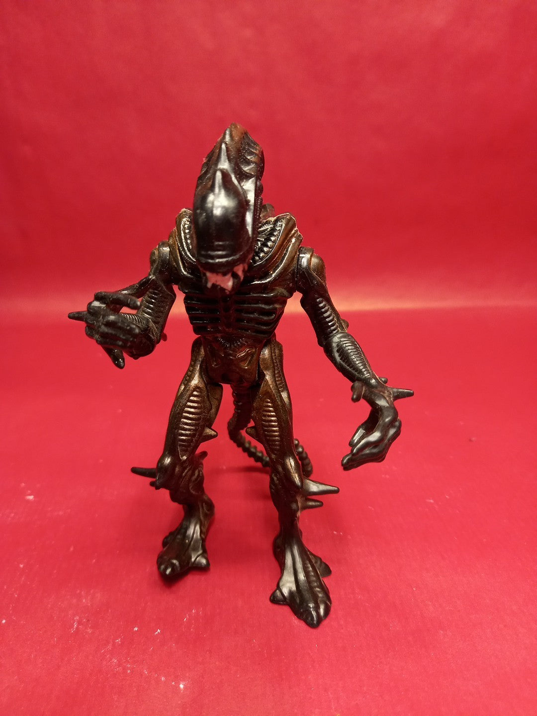 Kenner Aliens Loose.  Cpl Hicks.  Scorpion Alien + accessories 