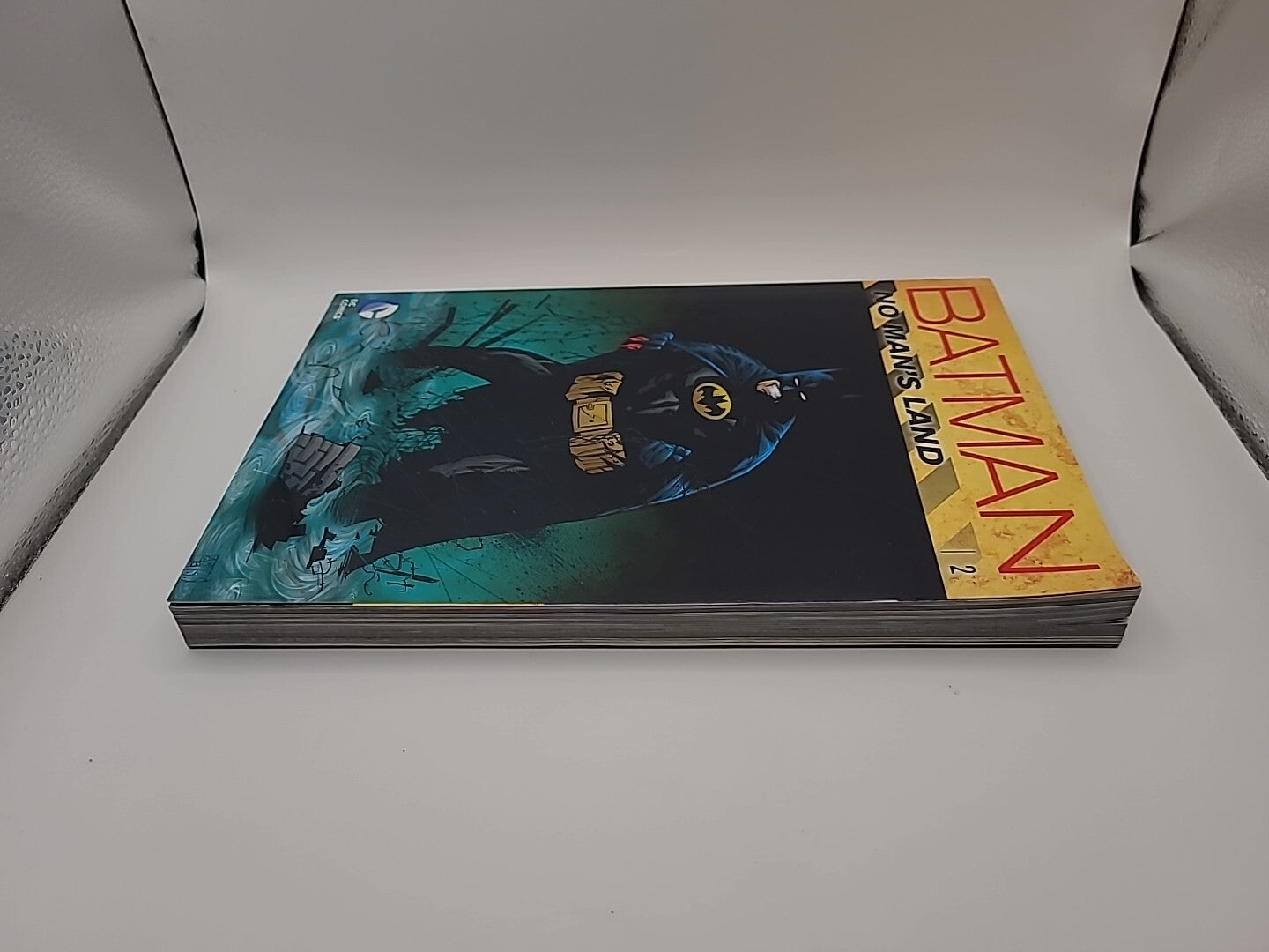 Batman: No man’s land: volume 2 Paperback Graphic Novel