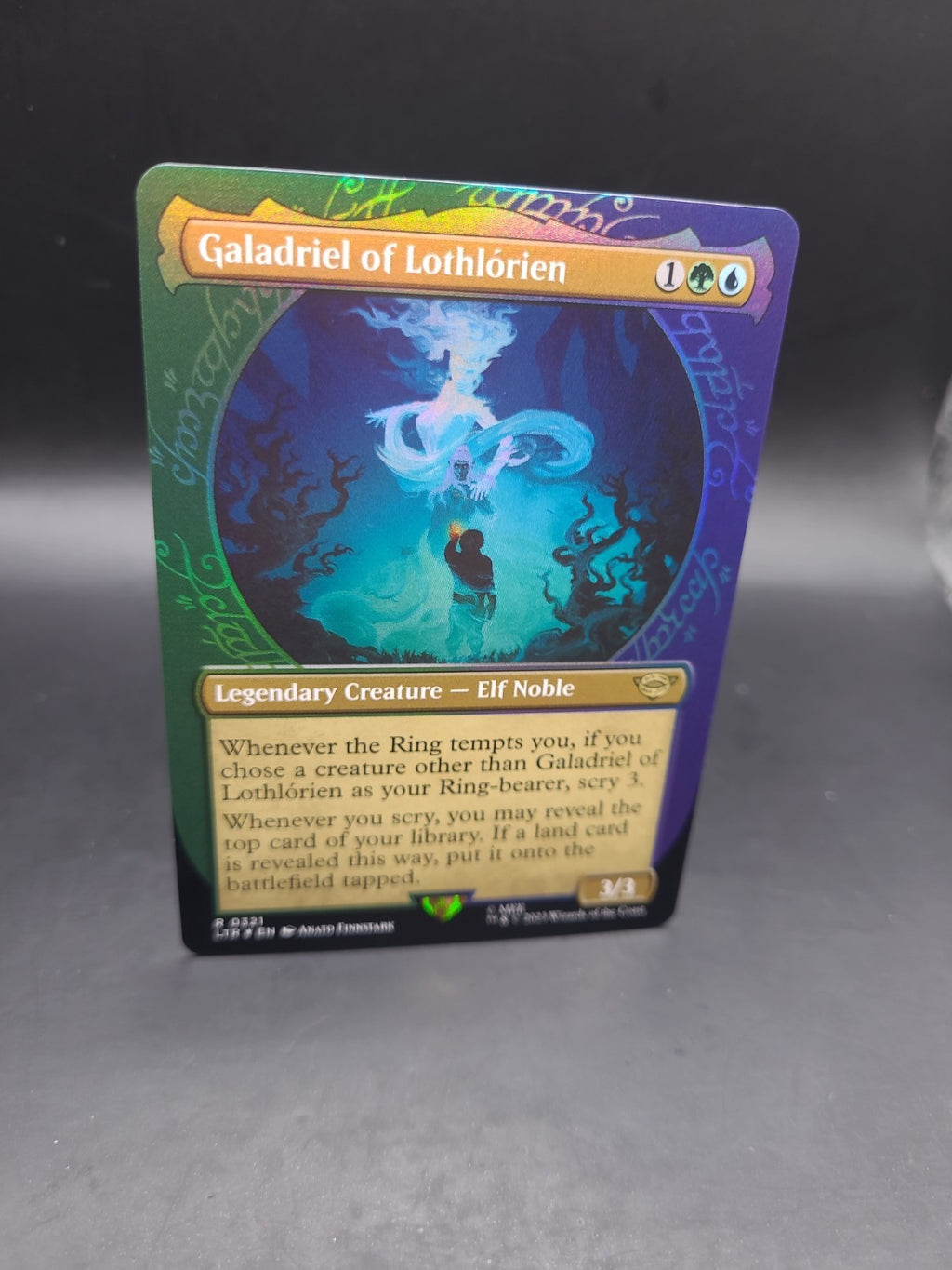 [MTG] Galadriel of Lothlórien (Foil) (Showcase) (0321) (LTR) NM