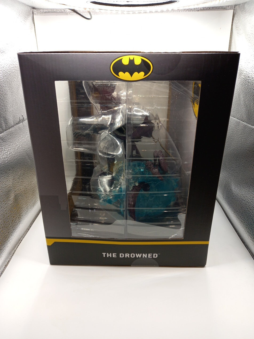 DC Batman The Drowned Gallery Diorama  Diamond Selects