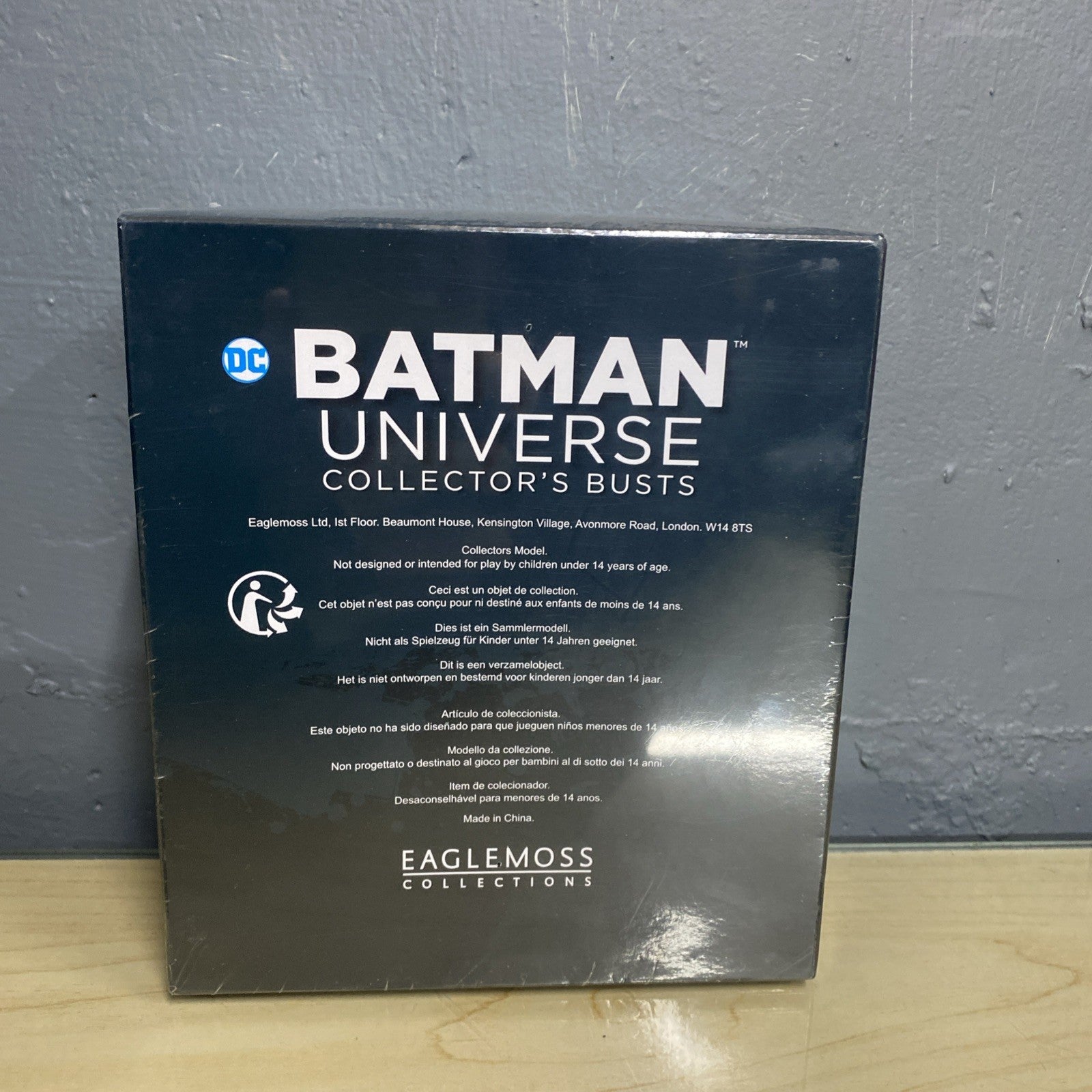 Eaglemoss  DC Batman Universe Collector's Busts #13 Batman The Dark Knight