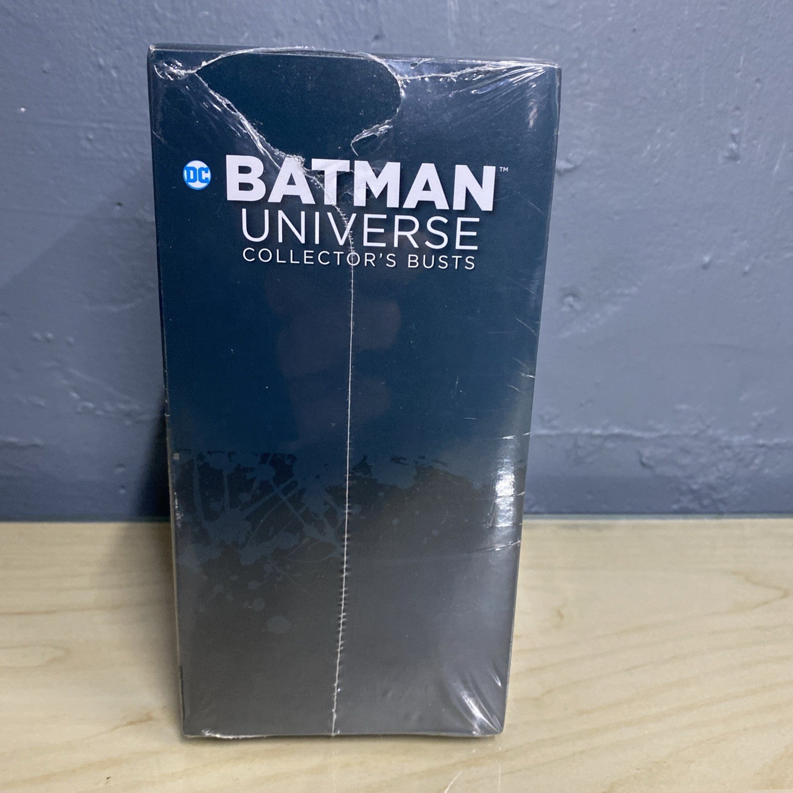Eaglemoss  DC Batman Universe Collector's Busts #13 Batman The Dark Knight
