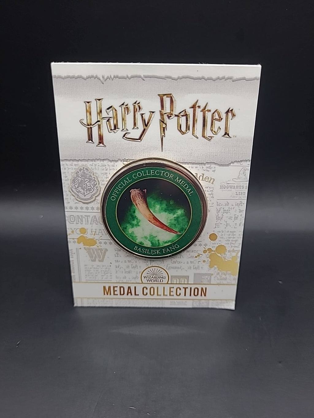 Harry Potter Official Medal Collection GREEN BASILISK FANG