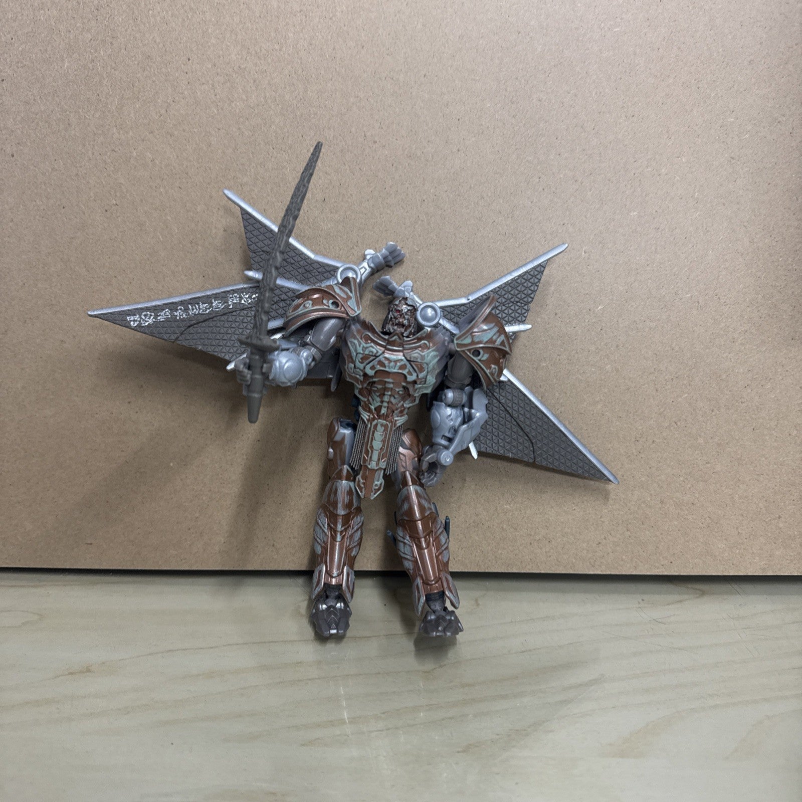 Transformers The Last Knight Delux Skullitron Premier Edition Deluxe Class