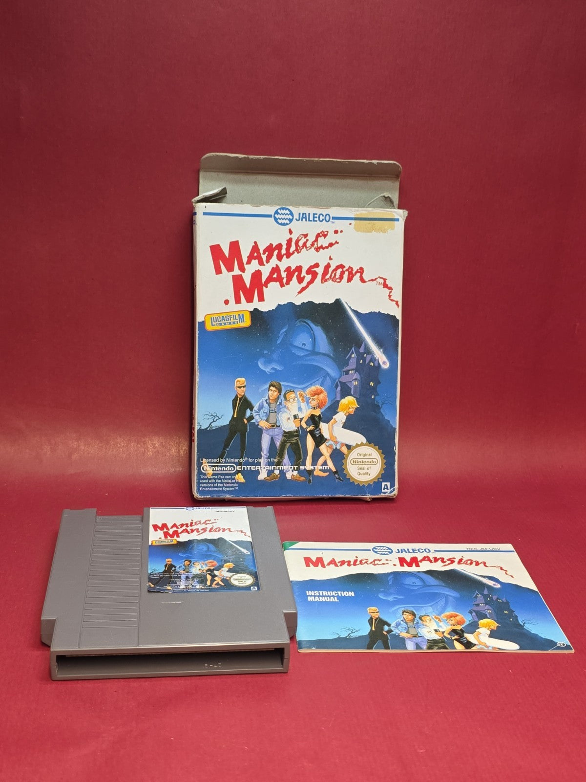 Maniac Mansion (Nintendo NES Game) READ DESCRIPTION