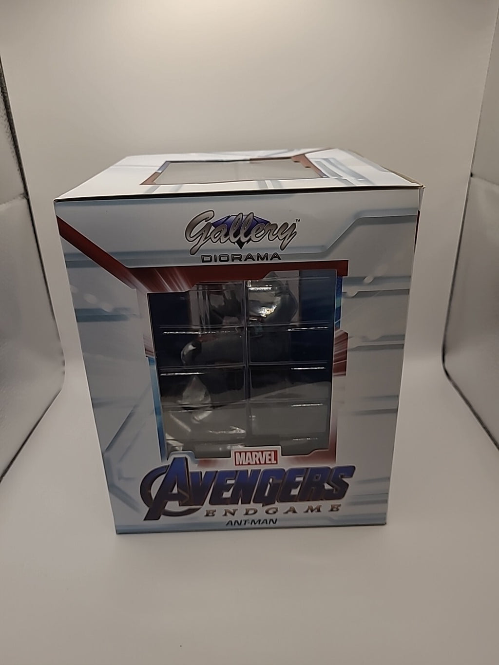 Marvel Gallery Avengers 4 Endgame Diamond Select Ant-Man 9" Action Figure