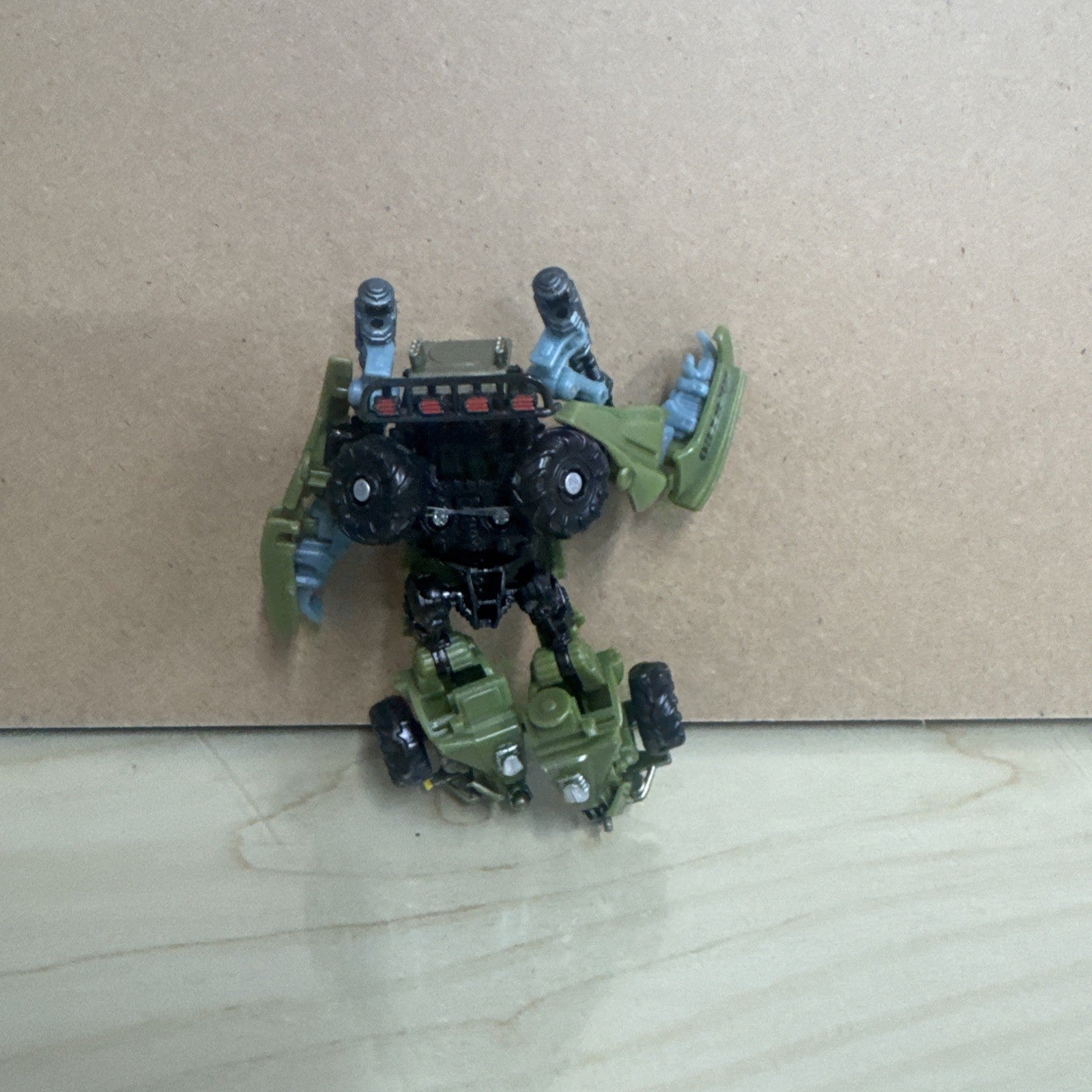 Transformers Revenge of the Fallen Dune Runner Scout Class Action Figure