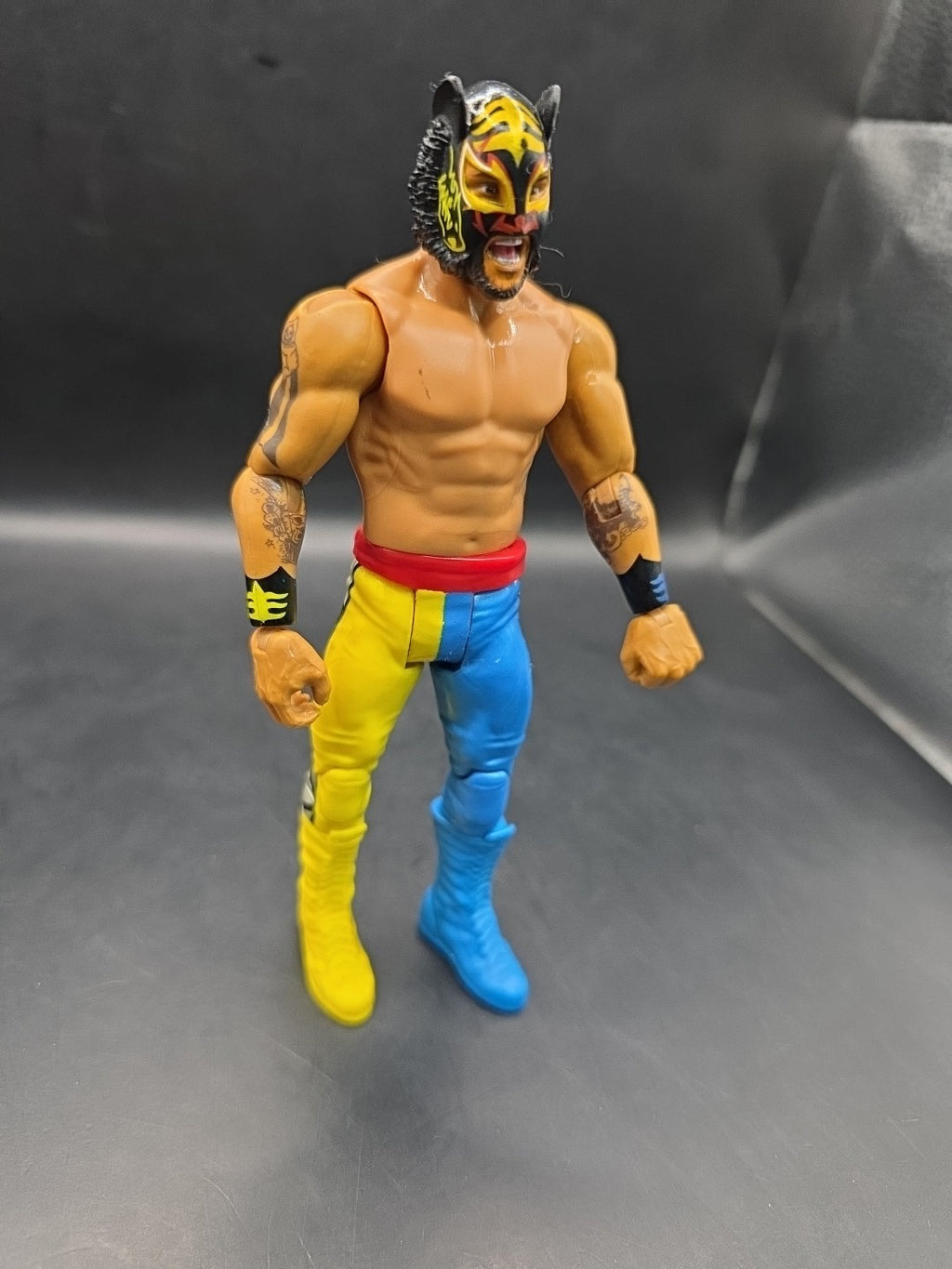 WWE MATTEL LINCE DORADO BASIC 131 WRESTLING FIGURE AEW WWF WRESTLER 2022