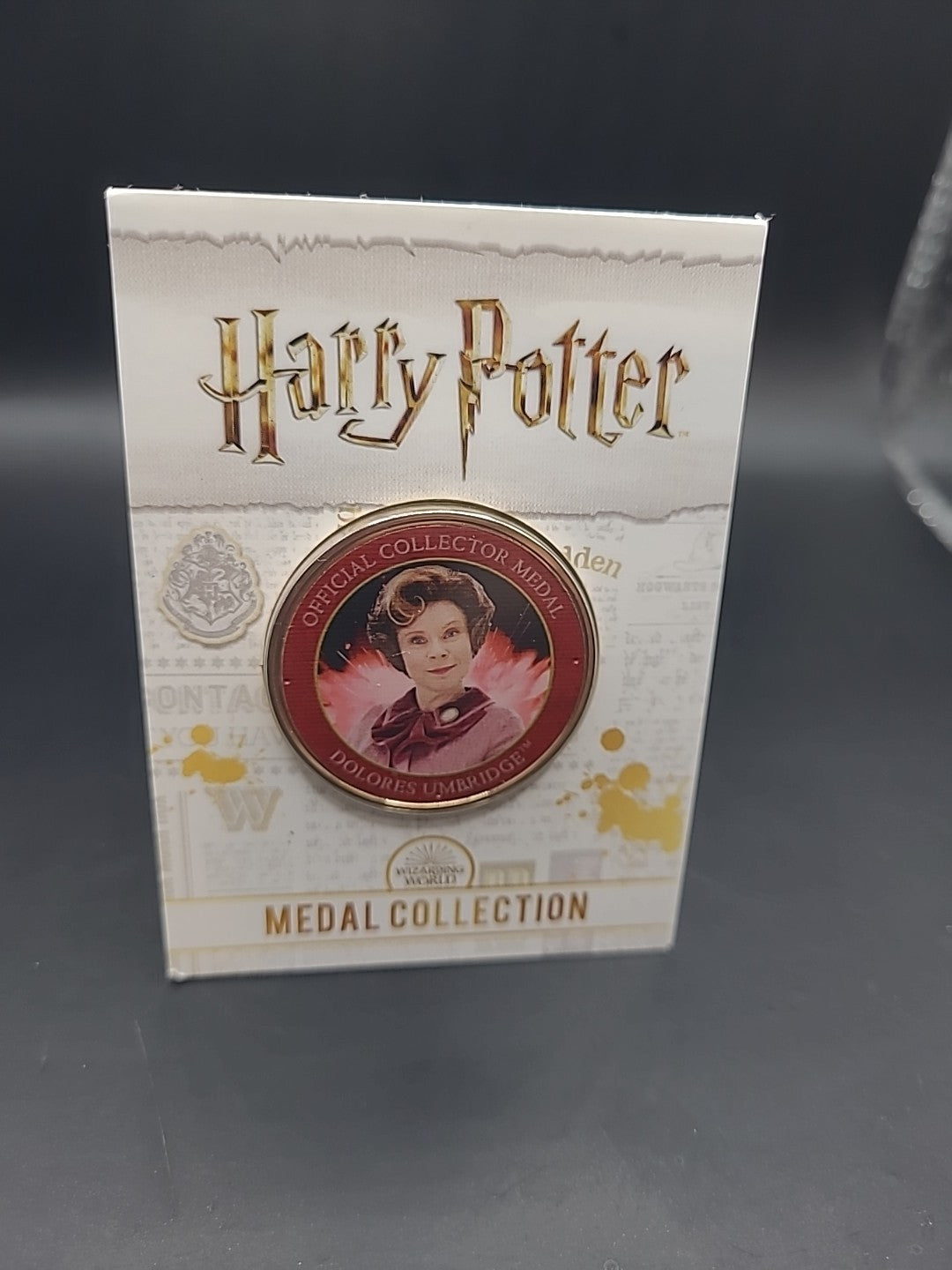 Harry Potter Medal Collection. Dolores Umbridge Character Coin