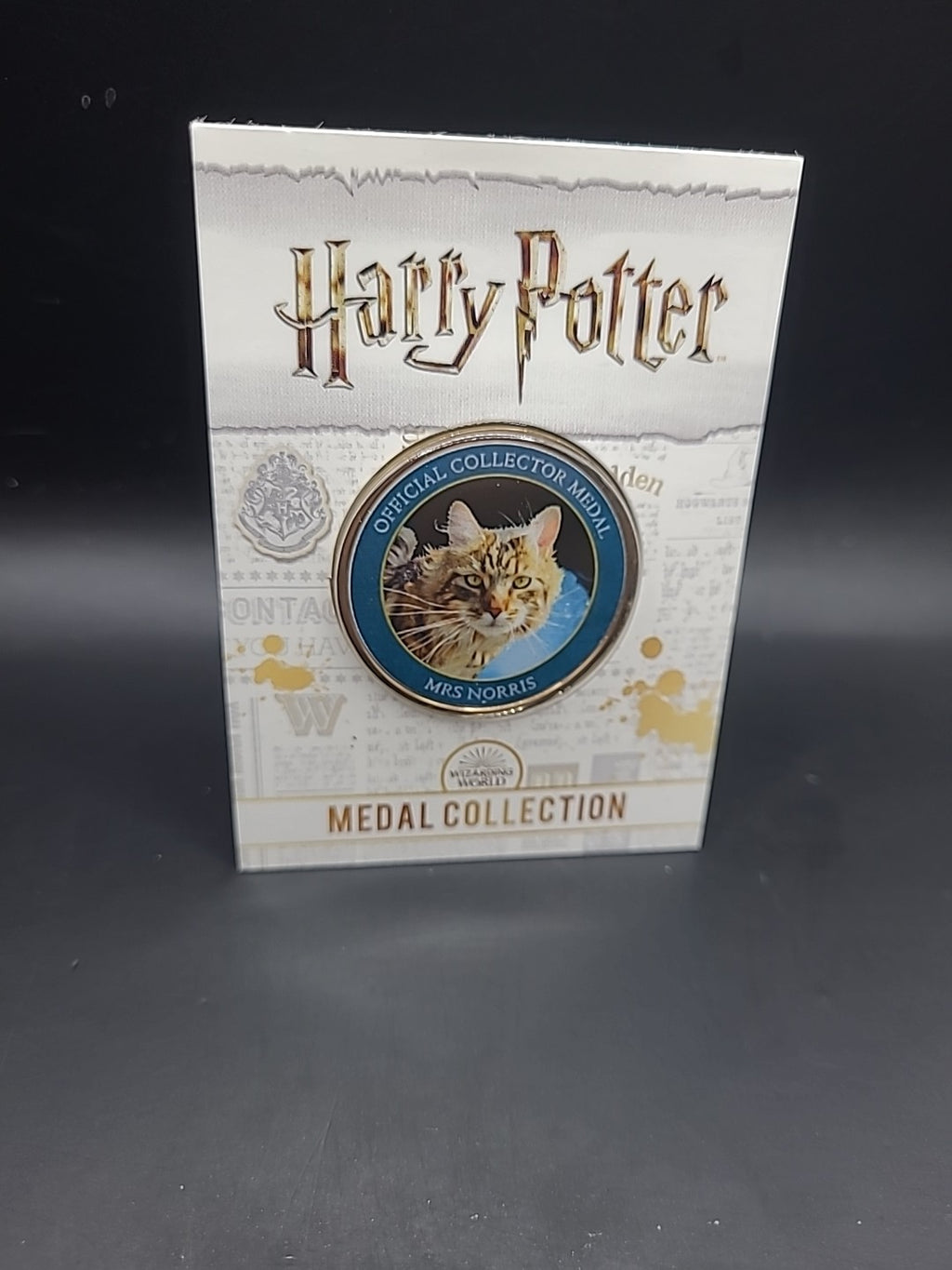 Harry Potter Medal Coin Collection - Magical Creatures - Mrs Norris 