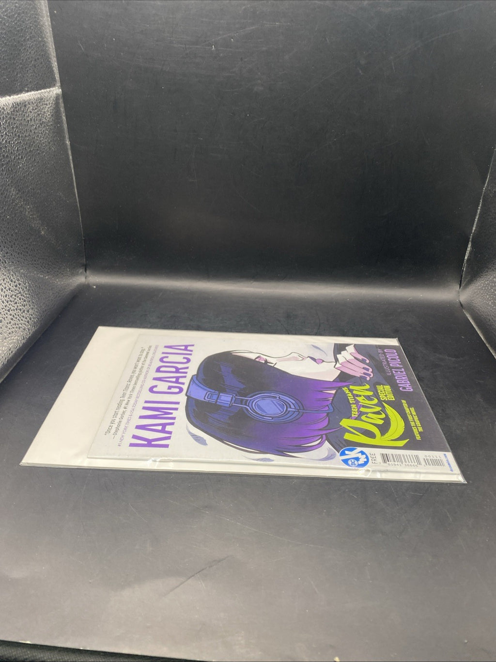Teen Titans: Raven Special Edition, Kami Garcia, Paperback