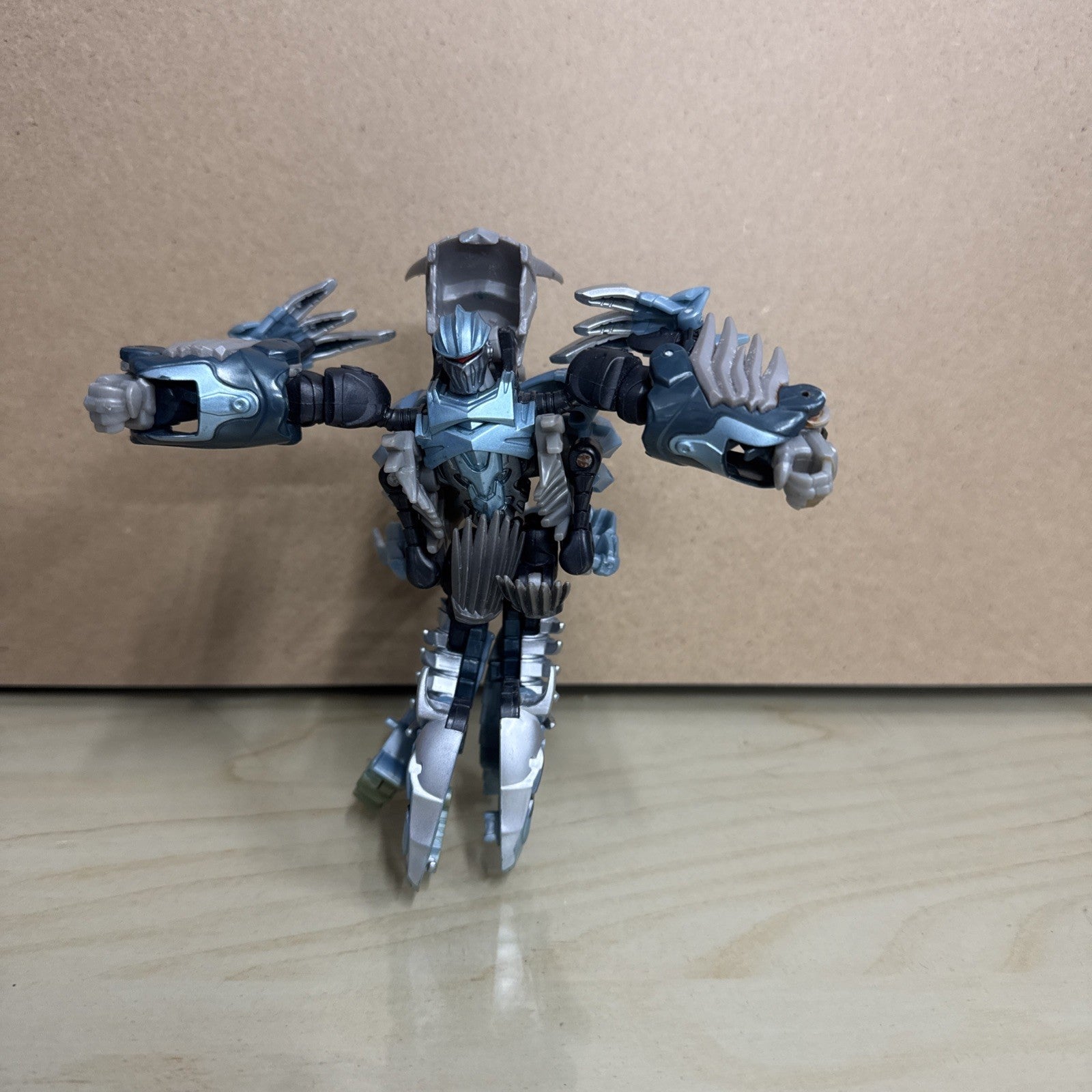 Hasbro Transformers Slash Dinobot Autobot Auction Figure Toy The Last Knight
