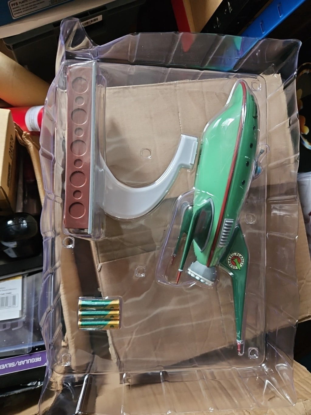 Qm Quantum Mechanics Master Series Futurama Planet Express Ship 2018 Lights Up