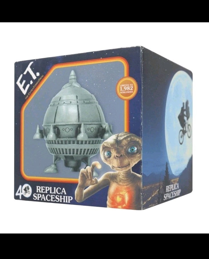 E.T. Limited Edtion 40th Anniversary 3D Spaceship Scaled Replica RARE