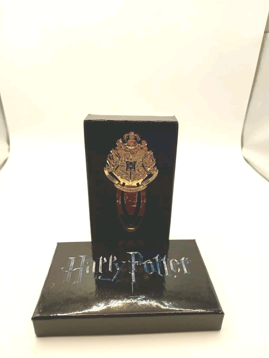 Harry Potter Hogwarts Crest Metal Bookmark Loot Crate Dx