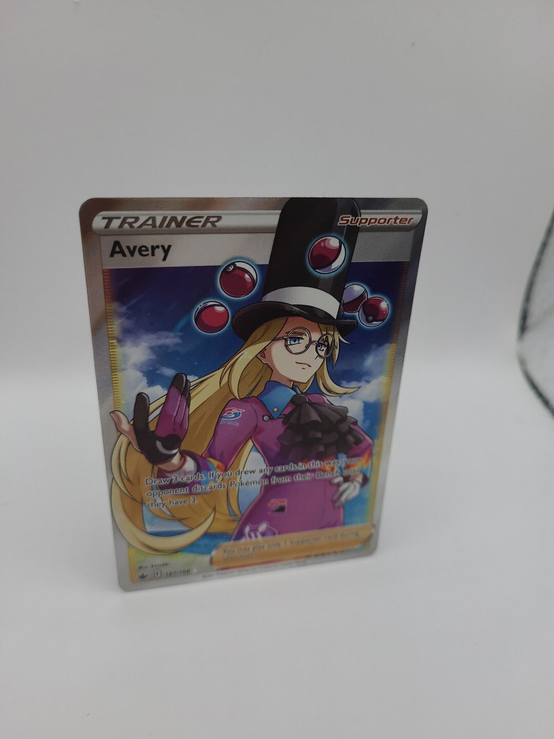 Pokemon Card Trainer Avery 187/198 Full Art Chilling Reign