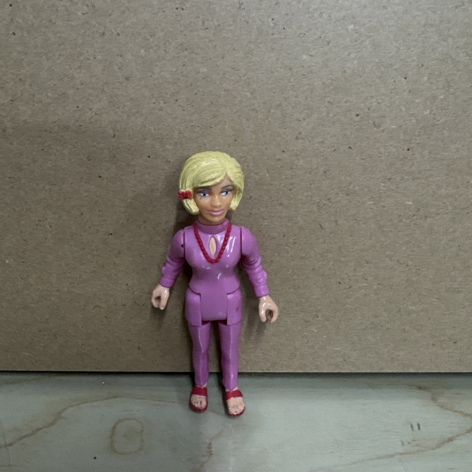 VINTAGE LADY PENELOPE THUNDERBIRDS MATCHBOX 1992 ACTION FIGURE