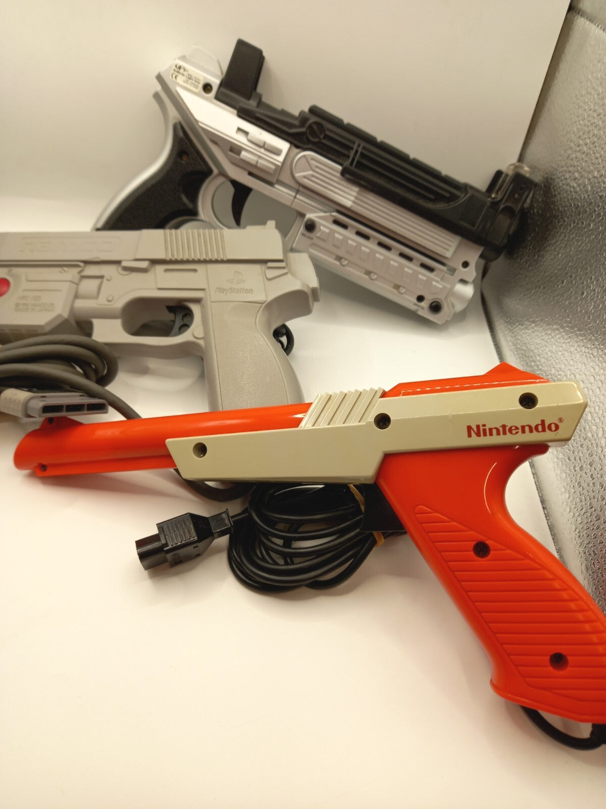 3 X Console Guns PS1/Nintendo - Untested