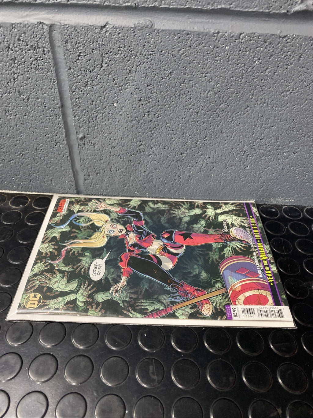 New Unread Harley Quinn #66 DC Comics 2019 Deceased Variant Cover Excellent Cond