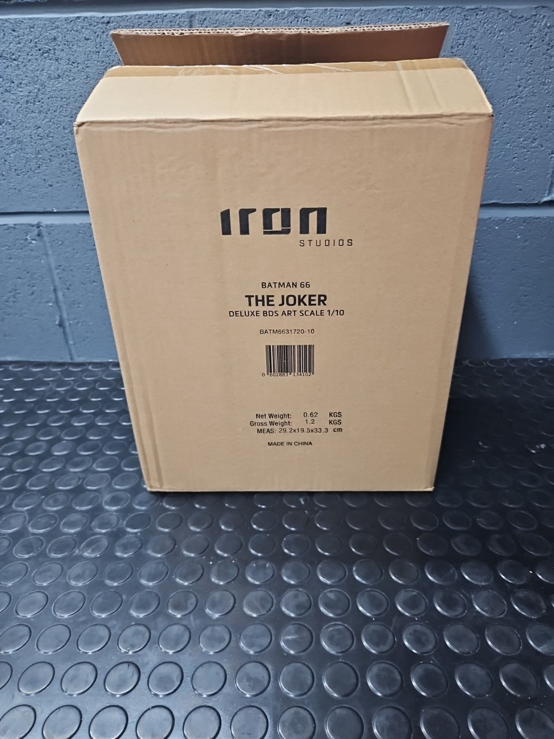 Iron Studios The Joker Deluxe BDS Art Scale 1/10 Scale Statue Figure