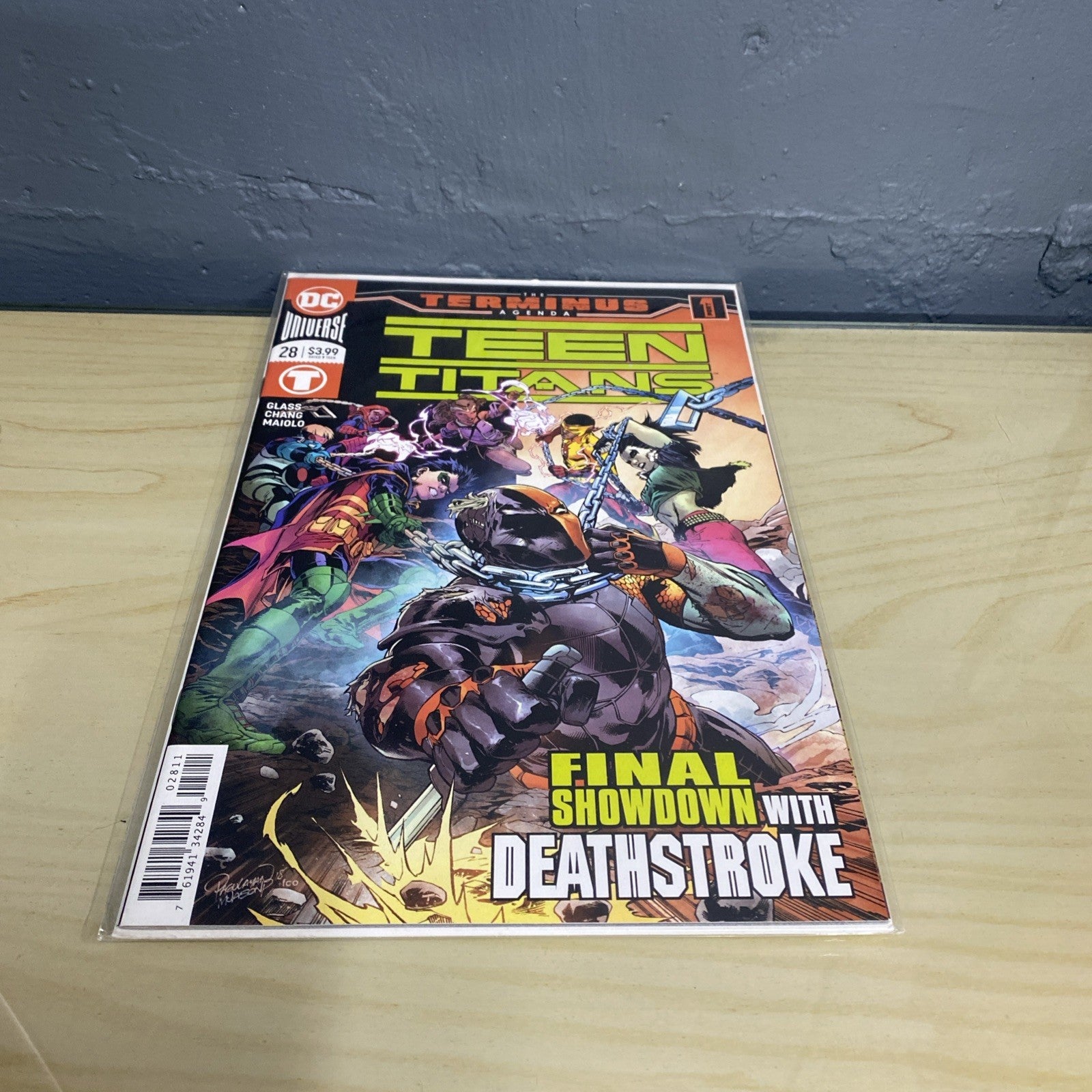 Teen Titans #28 - 2003 series DC comics - Final Showdown with Deathstroke