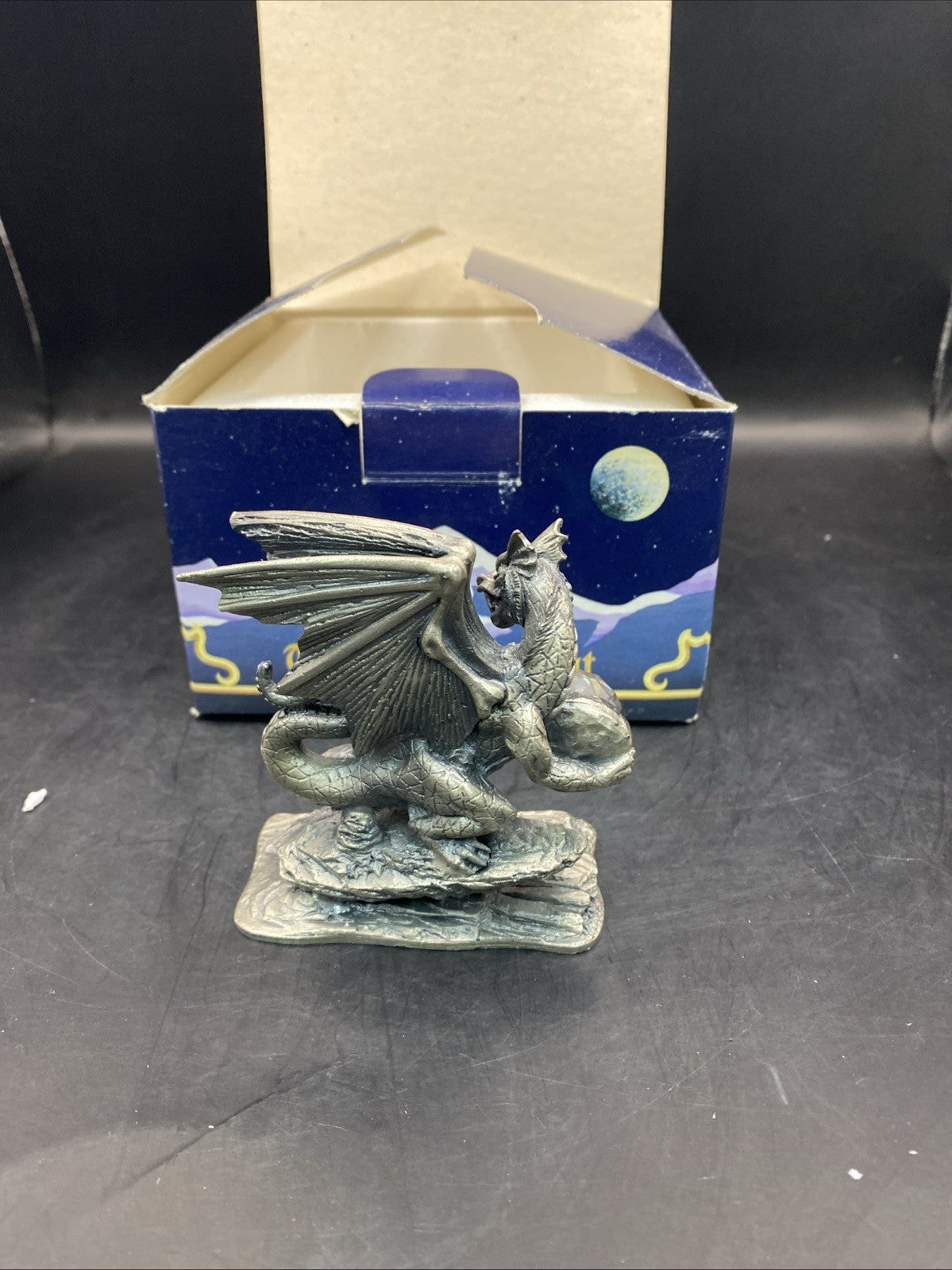 VTG Tudor Mint Collectable Myth & Magic Figurine, The Dragon Thief #3128 Boxed