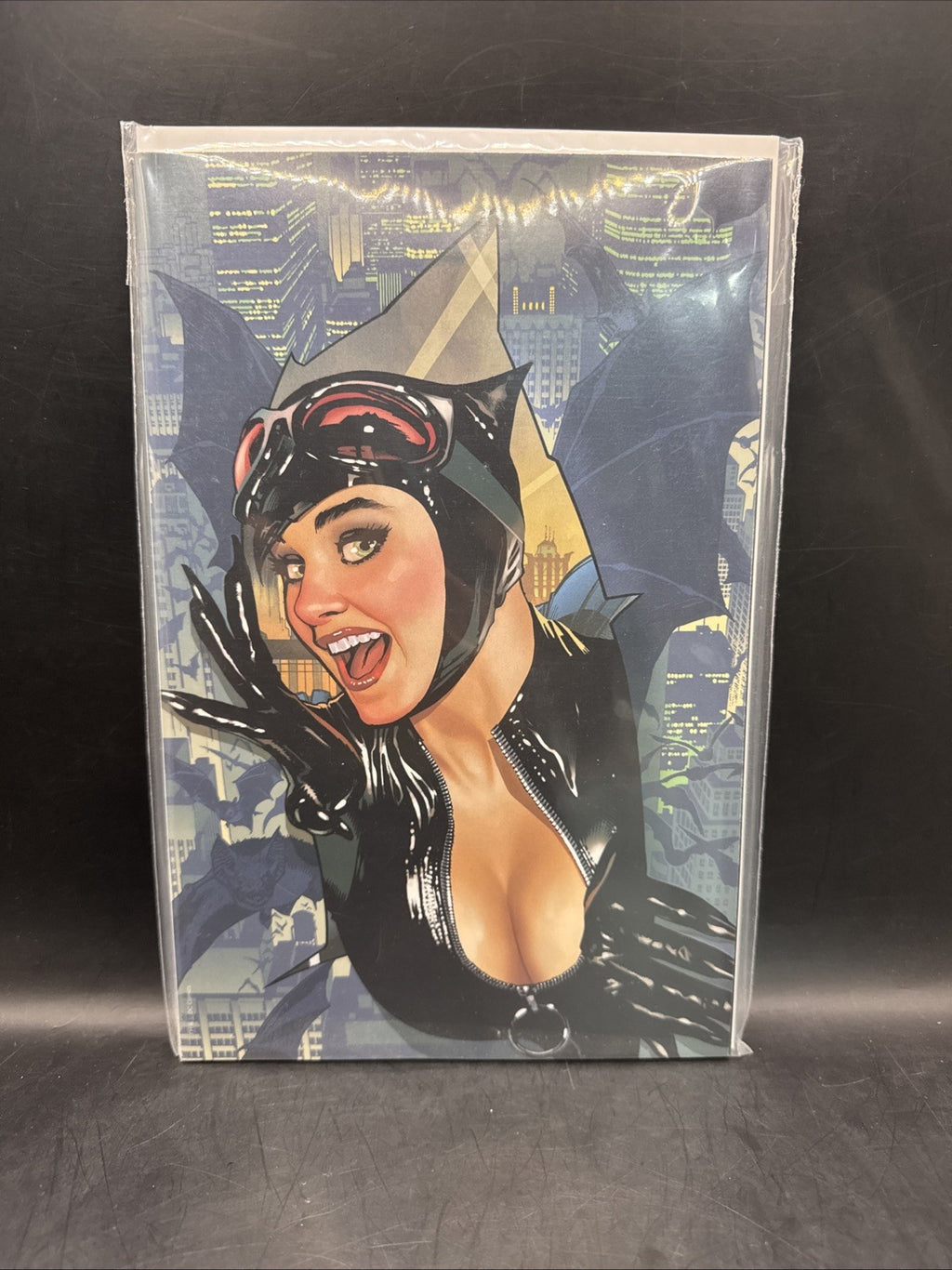 Detective Comics #1000 Adam Hughes Catwoman Virgin Variant Frankie's Comics 2019