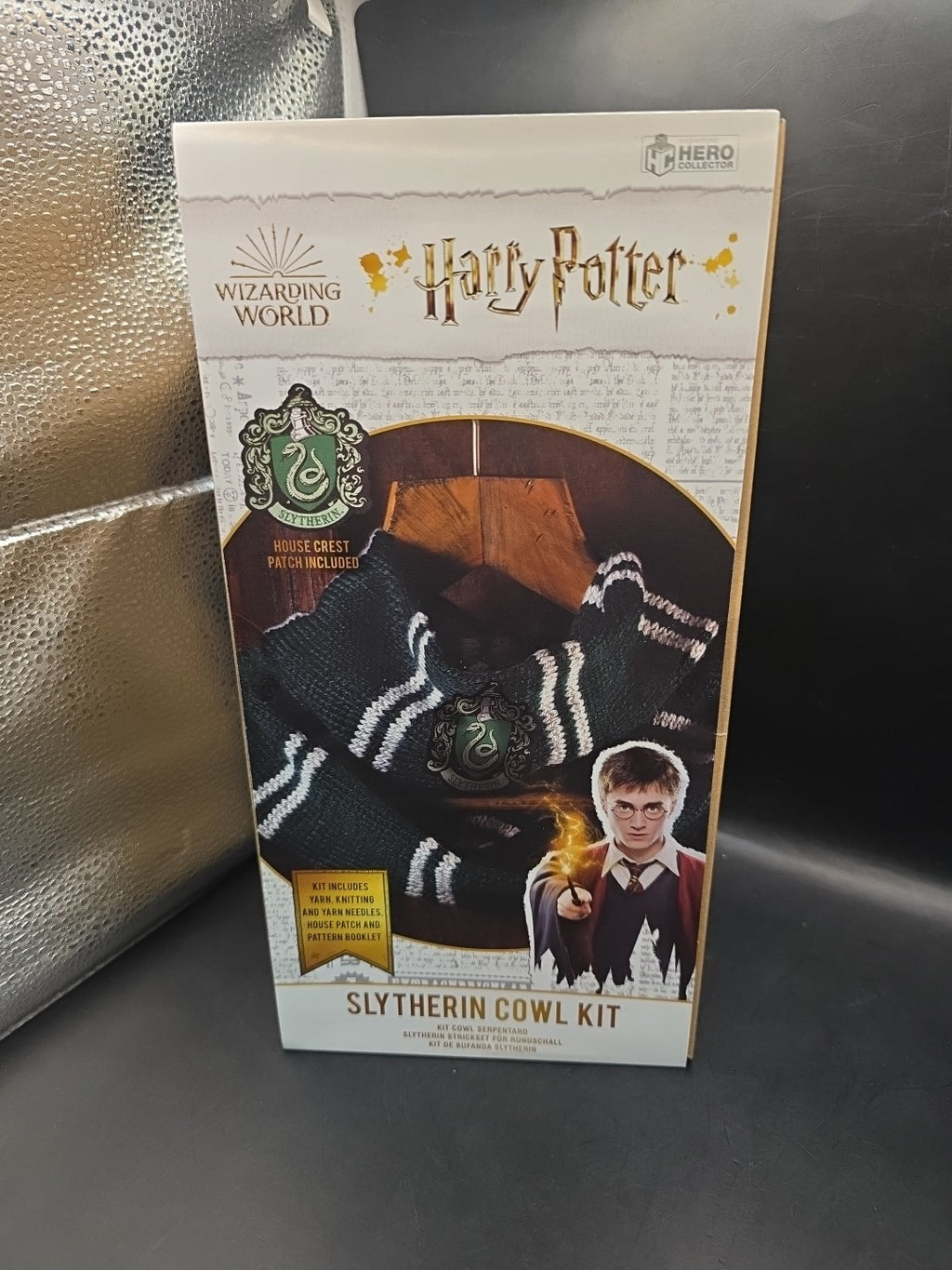 Wizarding World Harry Potter slytherin Cowl Kit