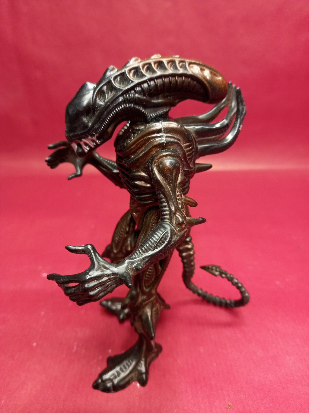 Kenner Aliens Loose.  Cpl Hicks.  Scorpion Alien + accessories 