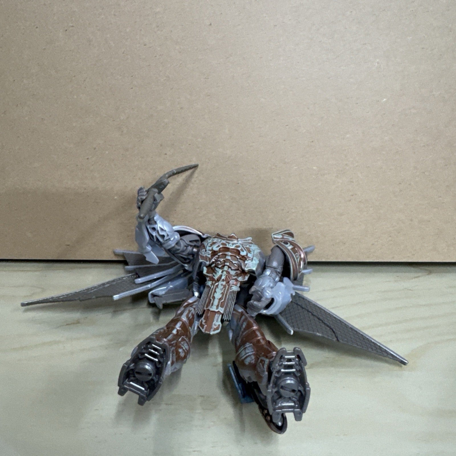 Transformers The Last Knight Delux Skullitron Premier Edition Deluxe Class