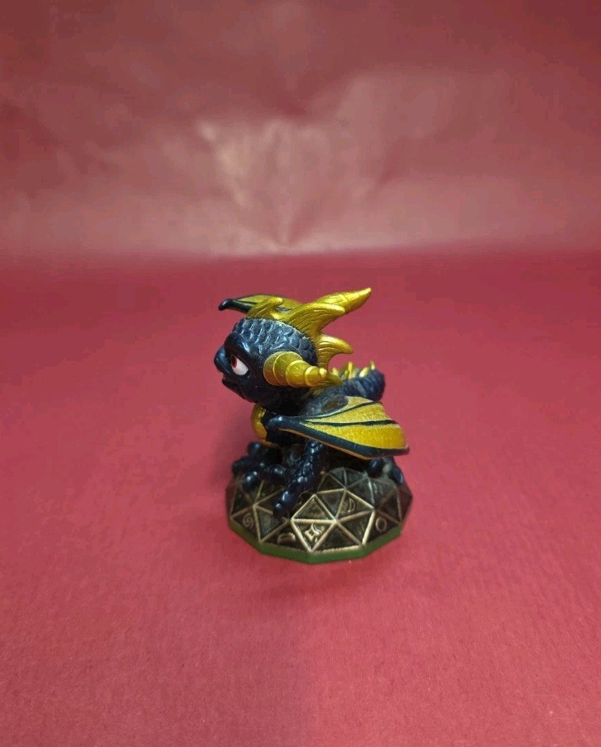 Skylanders Spyro's Adventure Figure Legendary Spyro Magic Element 
