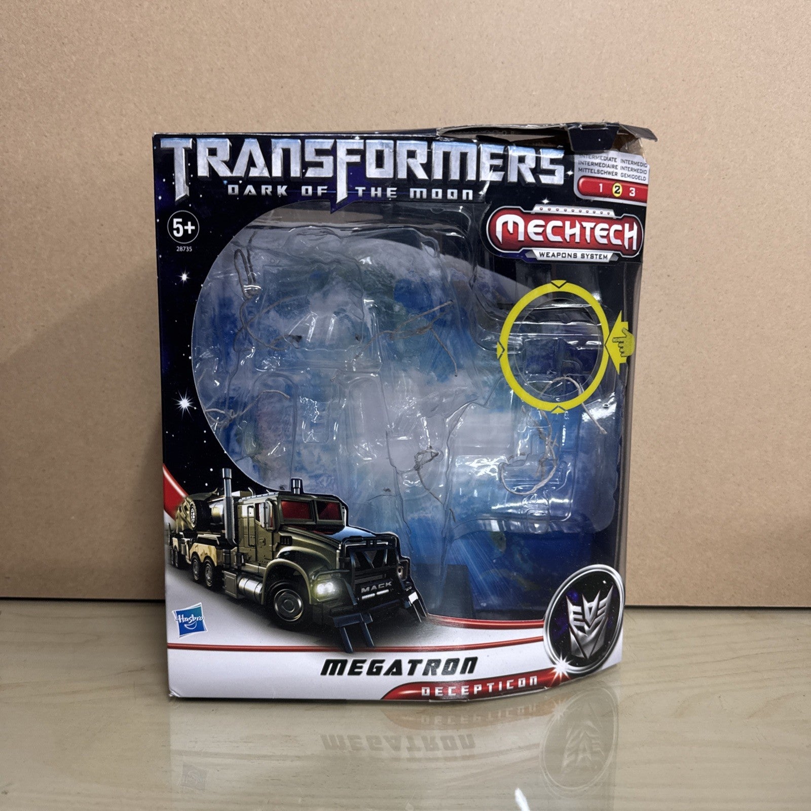 Transformers Dark of the Moon Mechtech Voyager Megatron Voyager Action Figure