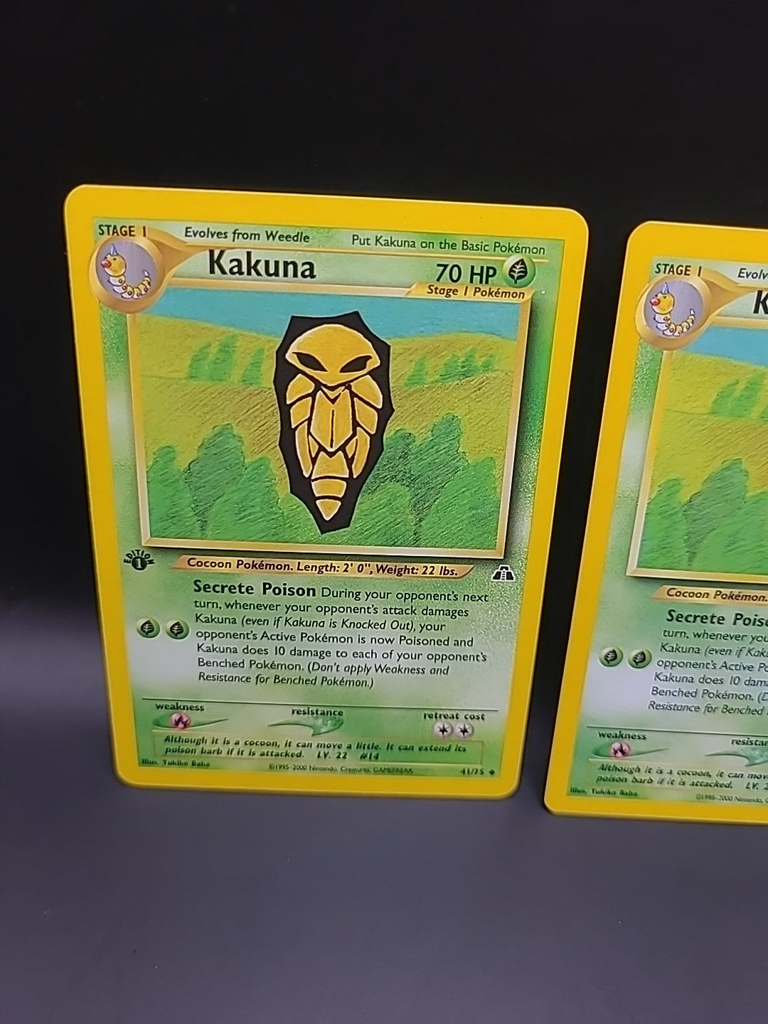 1st Edition & Regular Kakuna 41/75 Neo Discovery Uncommon Pokémon Card WOTC