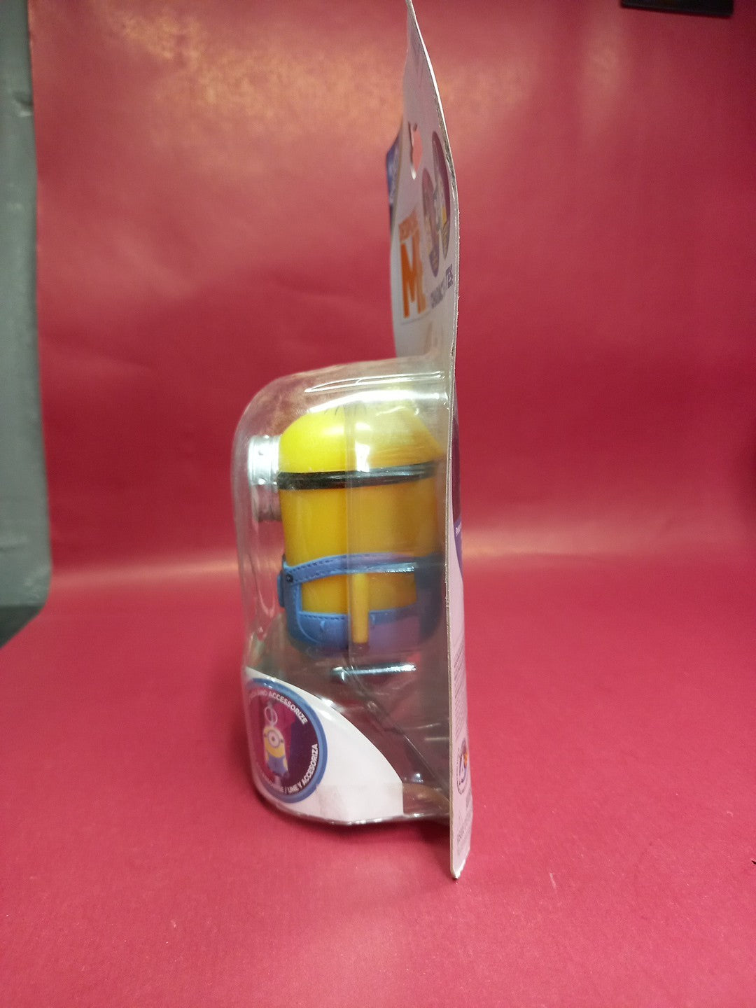 Despicable Me Character Lite Stuart.  Read Description 