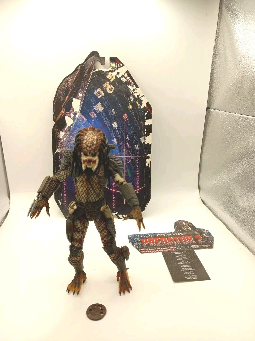 NECA Predators Series 4 - Predator 2 City Hunter  Predator (The Lost Tribe) 